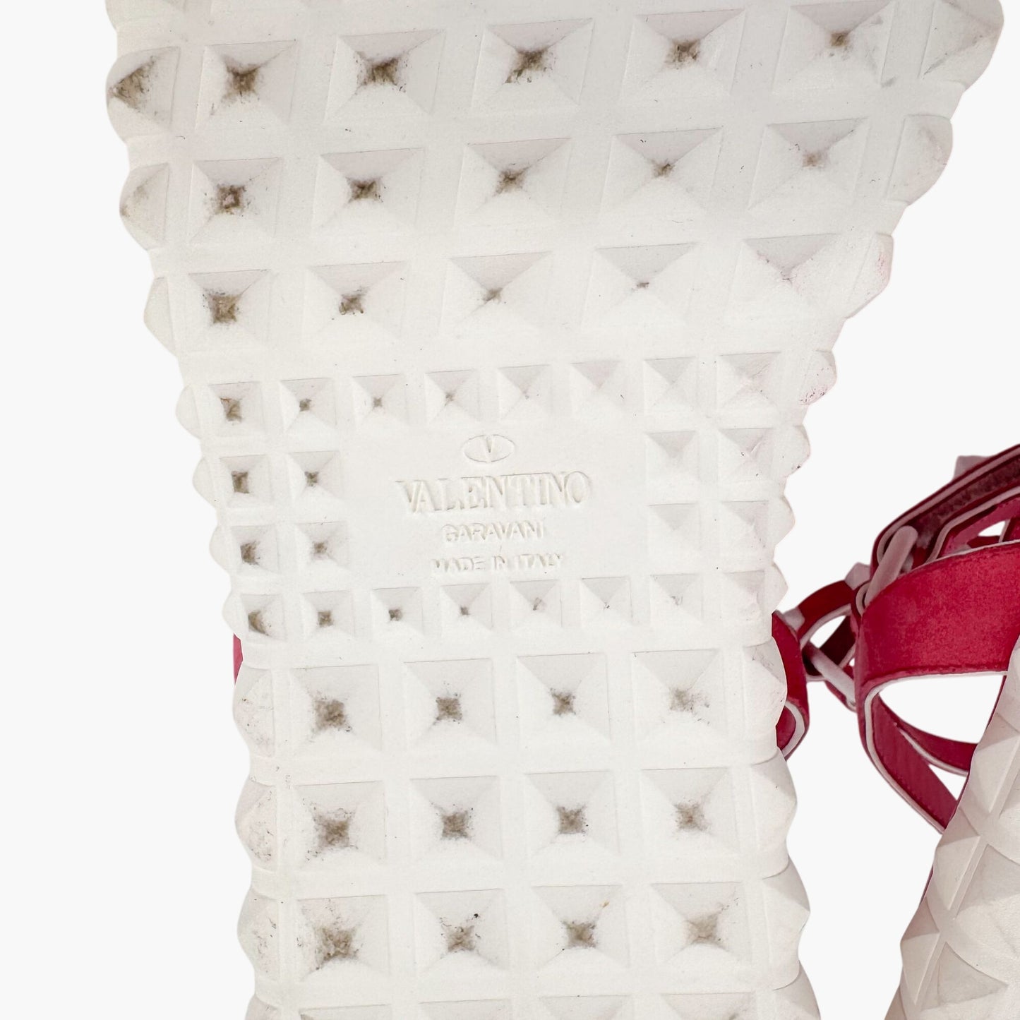 Valentino Garavani Free Rockstud Gladiator Sandals in Pink Suede – Size 39