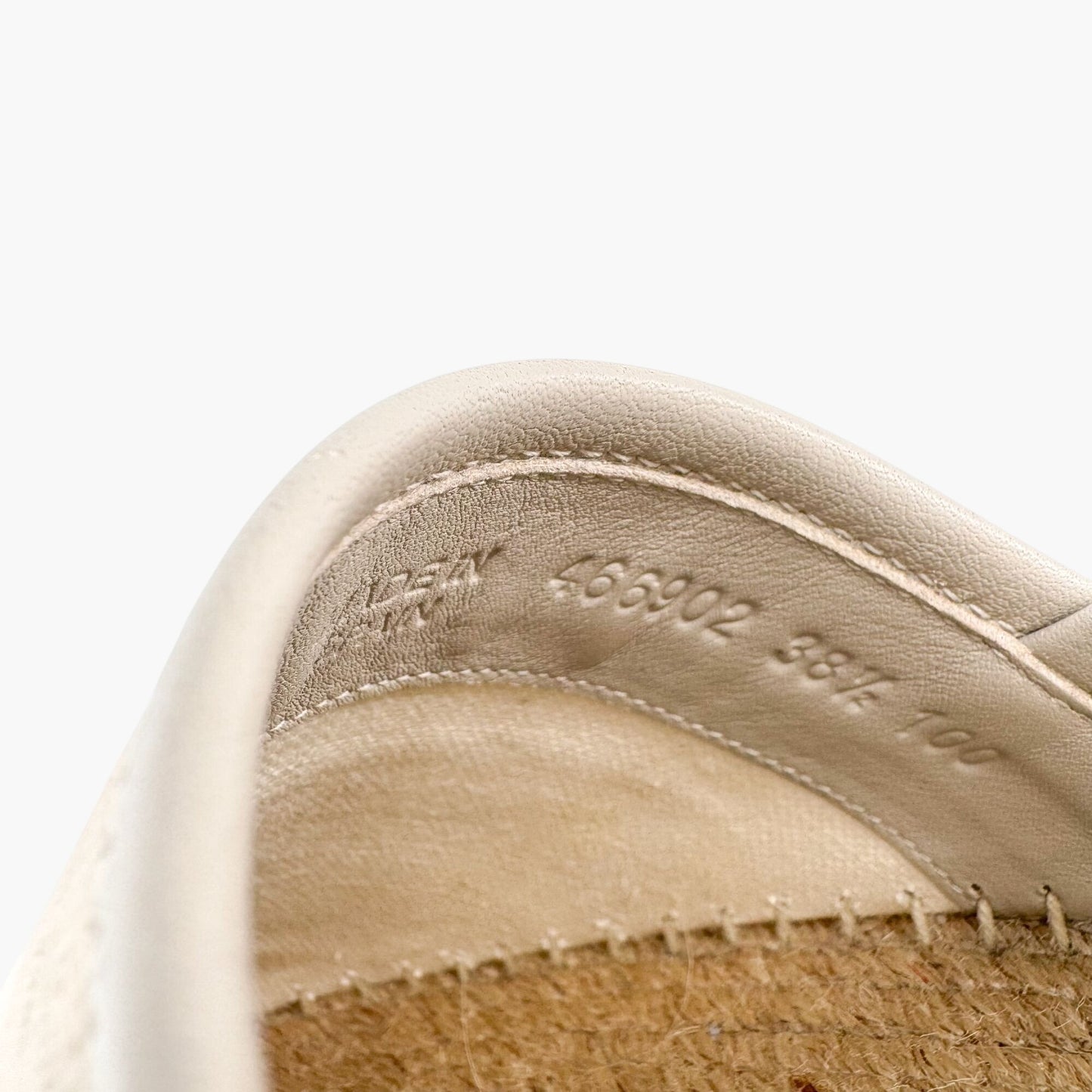 Gucci GG Monogram Espadrille Flats in White Canvas Size 38.5