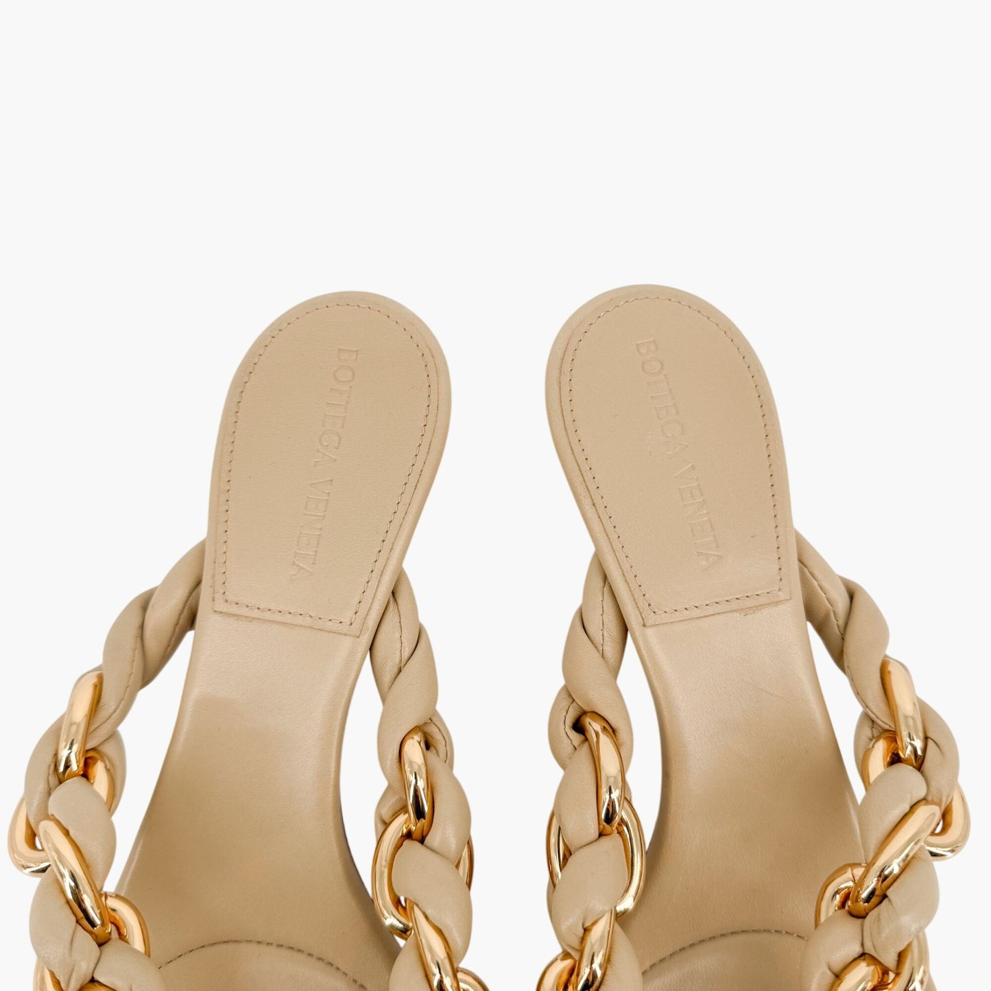 Bottega Veneta Dot Braided Chain Thong Sandals in Beige Leather Size 37.5