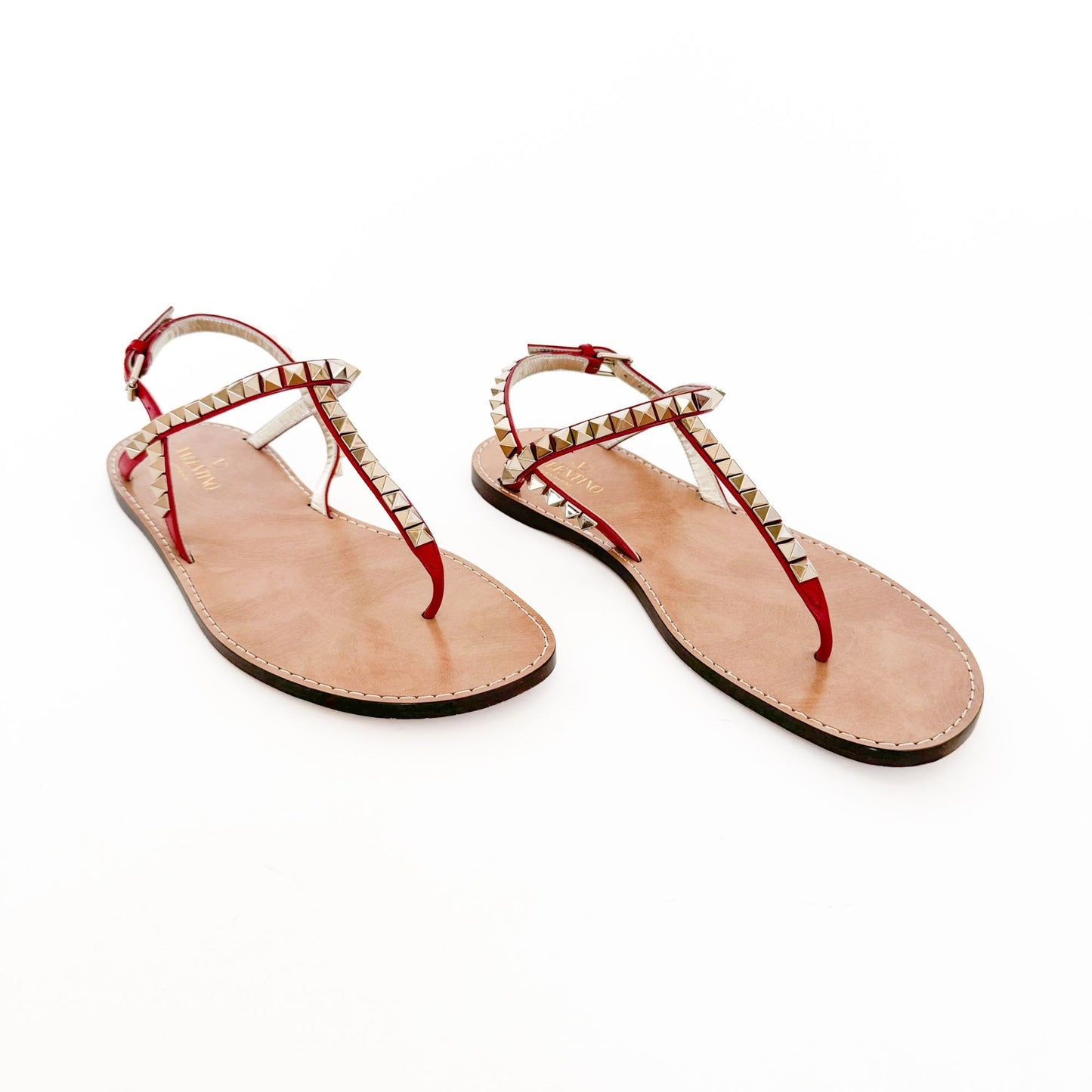 Valentino Garavani Rockstud T-Strap Flat Sandals in Red Leather Size 38.5