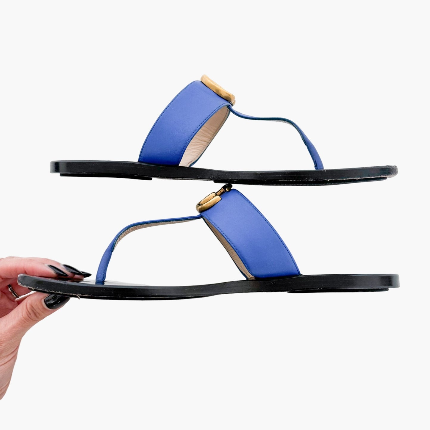 Gucci Marmont GG Thong Sandals in Electric Blue Leather Size 39