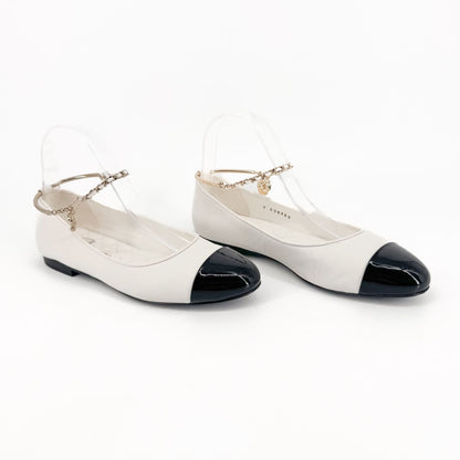 Chanel White Camellia Ankle Chain Ballet Flats – Size 37.5