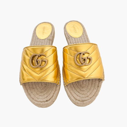 Gucci Charlotte GG Espadrille Slide Sandals in Oro Vecchio (Gold) Nappa Matelassé Size 38