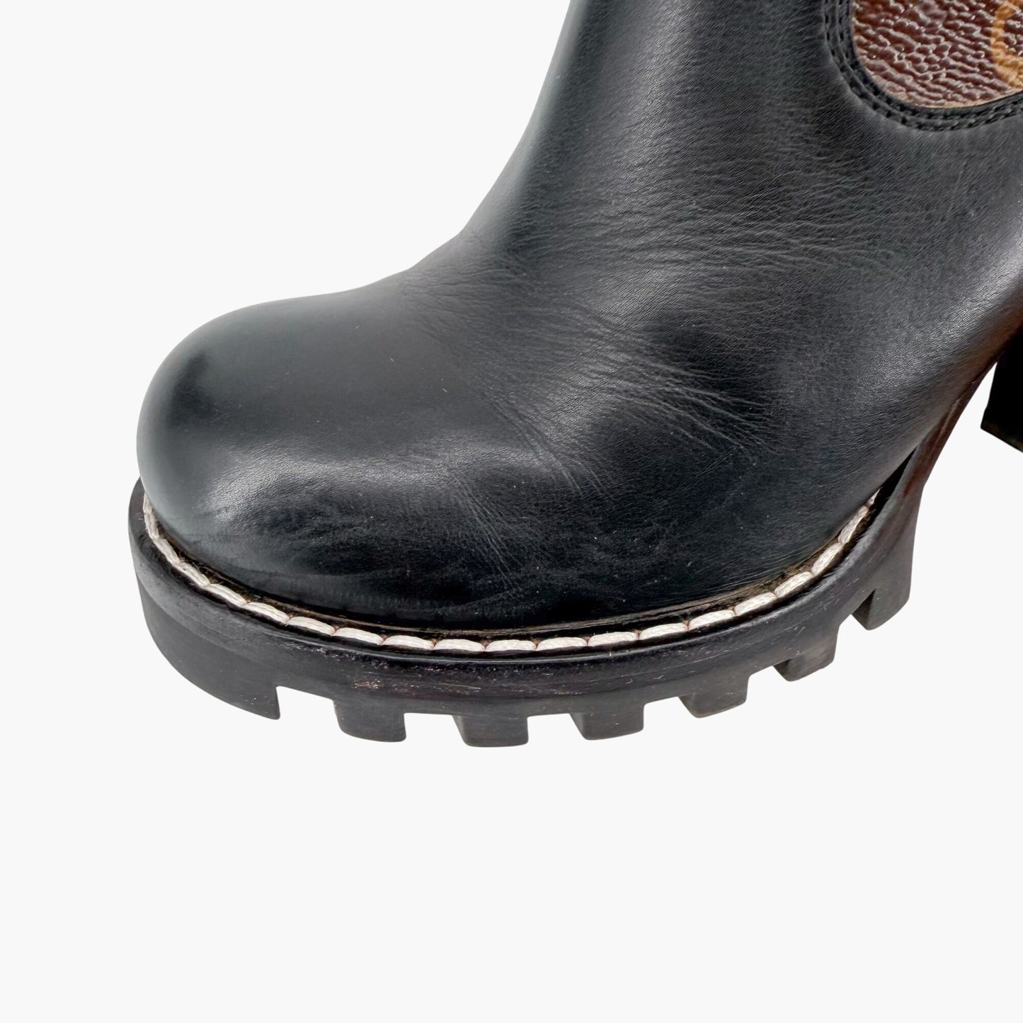 Louis Vuitton Star Trail Chelsea Leather Ankle Boots Size 40