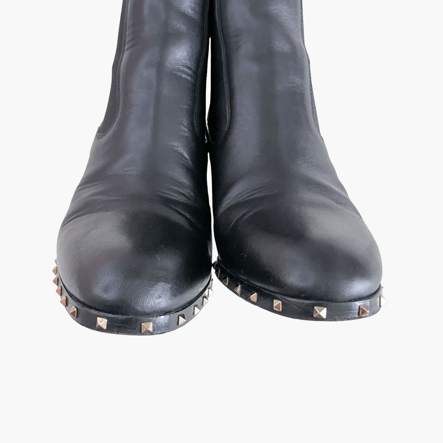Valentino Garavani Soul Rockstud Chelsea Boot in Black Leather Size 37.5