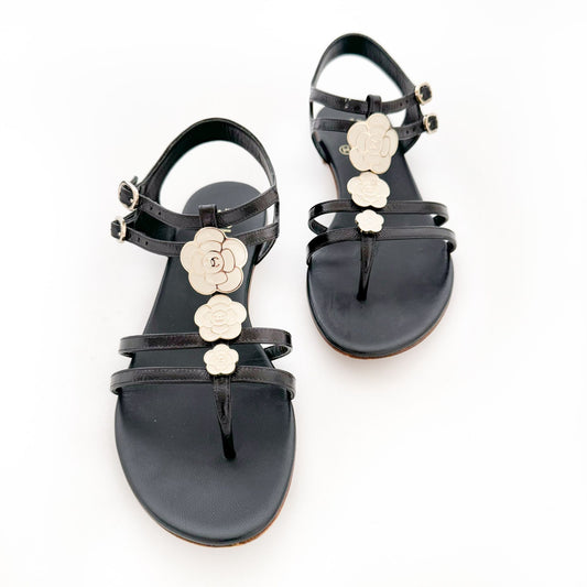 Chanel Enamel CC Camellia T-Strap Flat Sandals in Black Leather Size 37