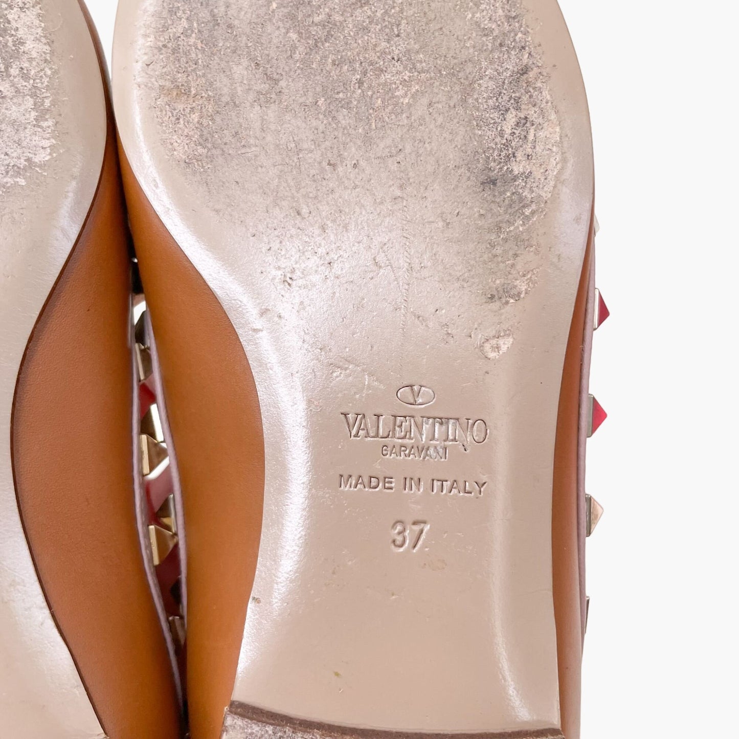 Valentino Garavani Rockstud Ballet Flats in Caramel Size 37