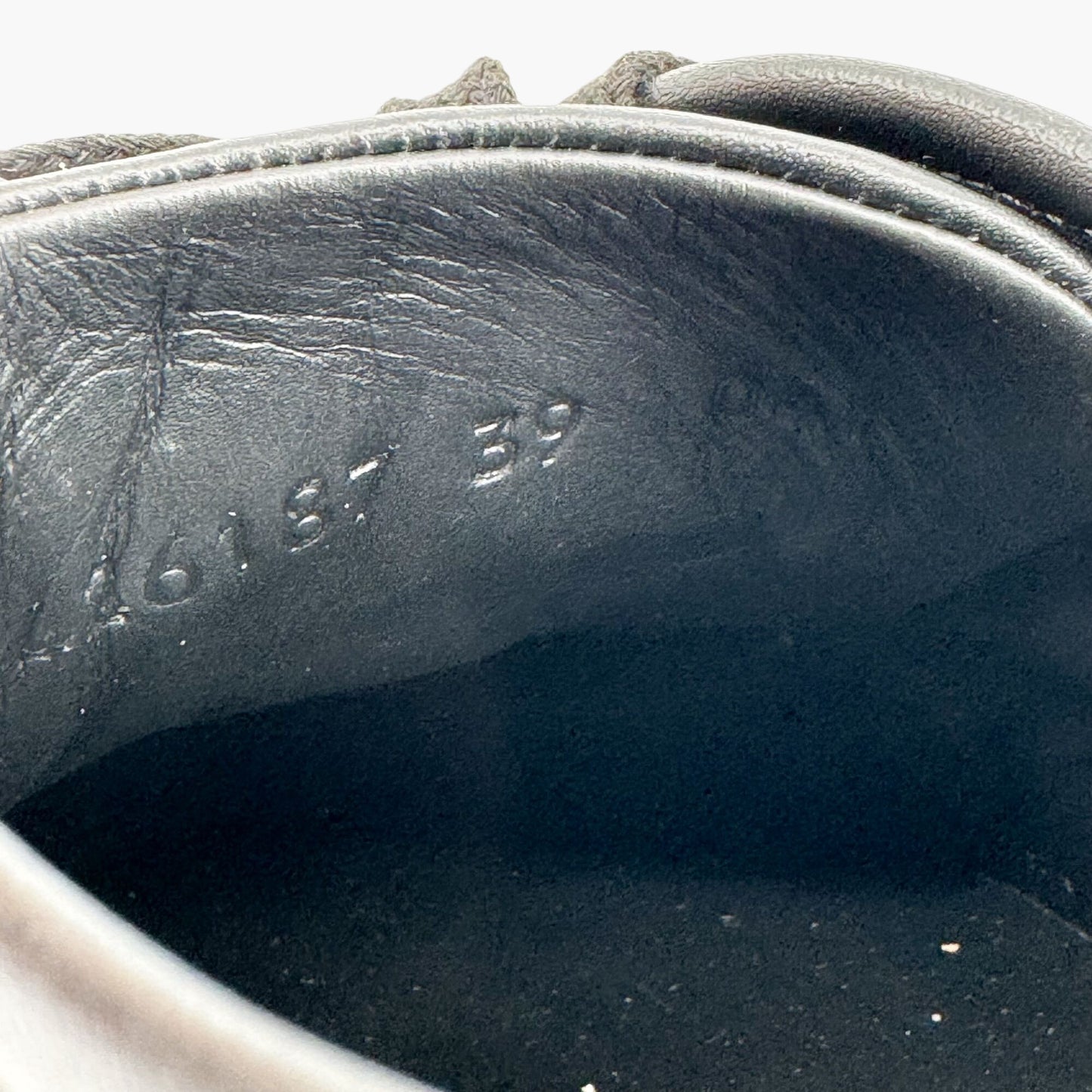 Gucci Low Top Monogram Sneakers in Black GG Canvas & Leather Size 39
