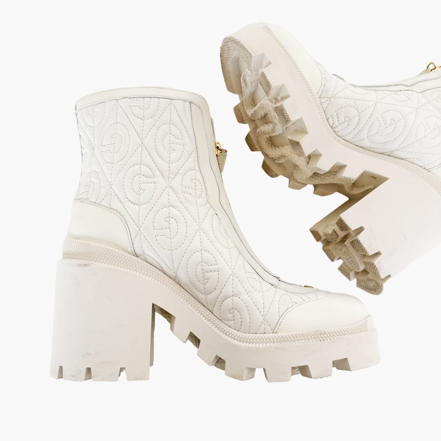 Gucci Trip Zip Front Ankle Boots in White Quilted Rhombus G Leather Size 38