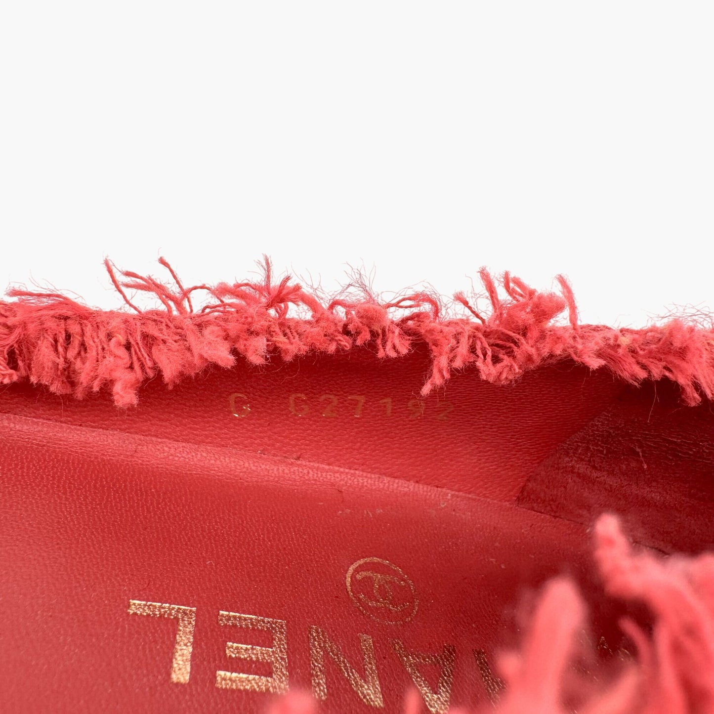 Chanel Chanel CC Bow Ballet Flats in Red Tweed Size 37