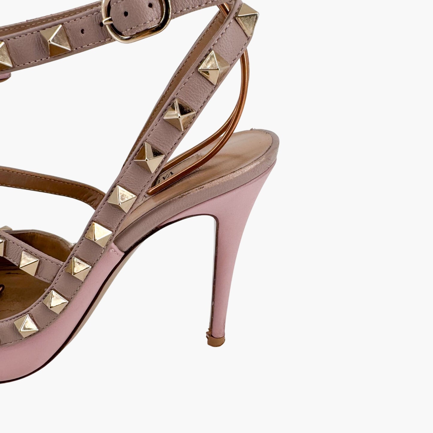 Valentino Garavani Rockstud Caged Pumps in Pink & Lavender Leather – Size 36.5
