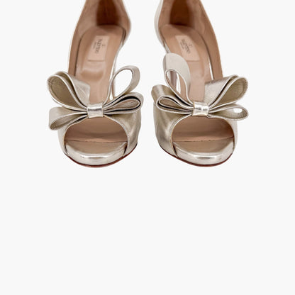 Valentino Garavani Triple Bow d’Orsay Pumps Gold Size 39