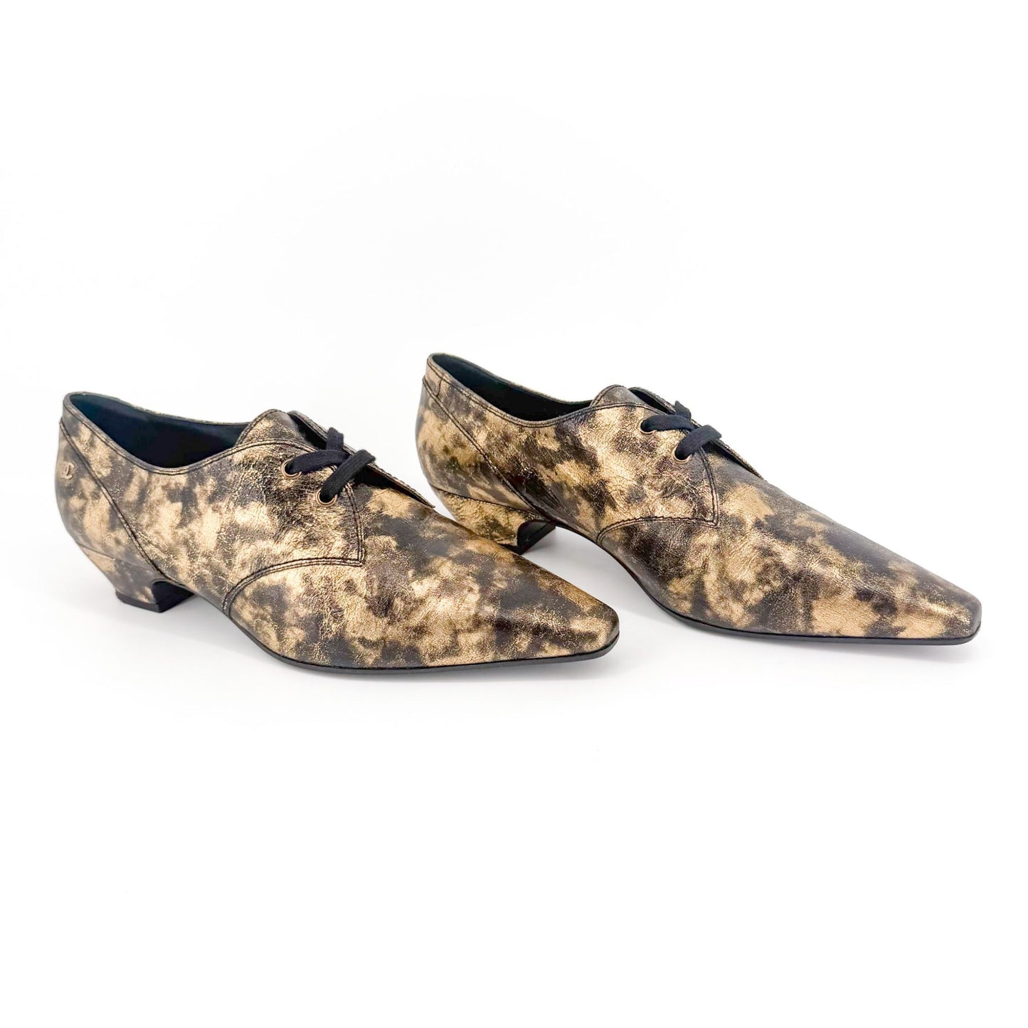 Chanel Pointed CC Oxford Shoes in Metallic Gold Leather Size 42