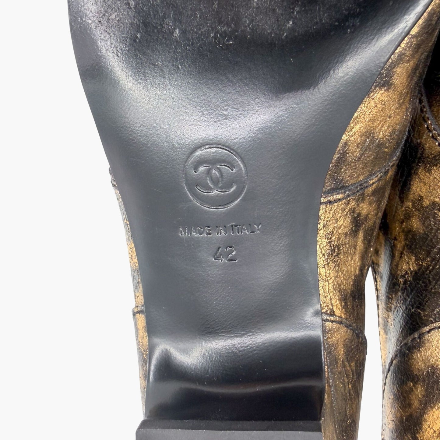 Chanel Pointed CC Oxford Shoes in Metallic Gold Leather Size 42
