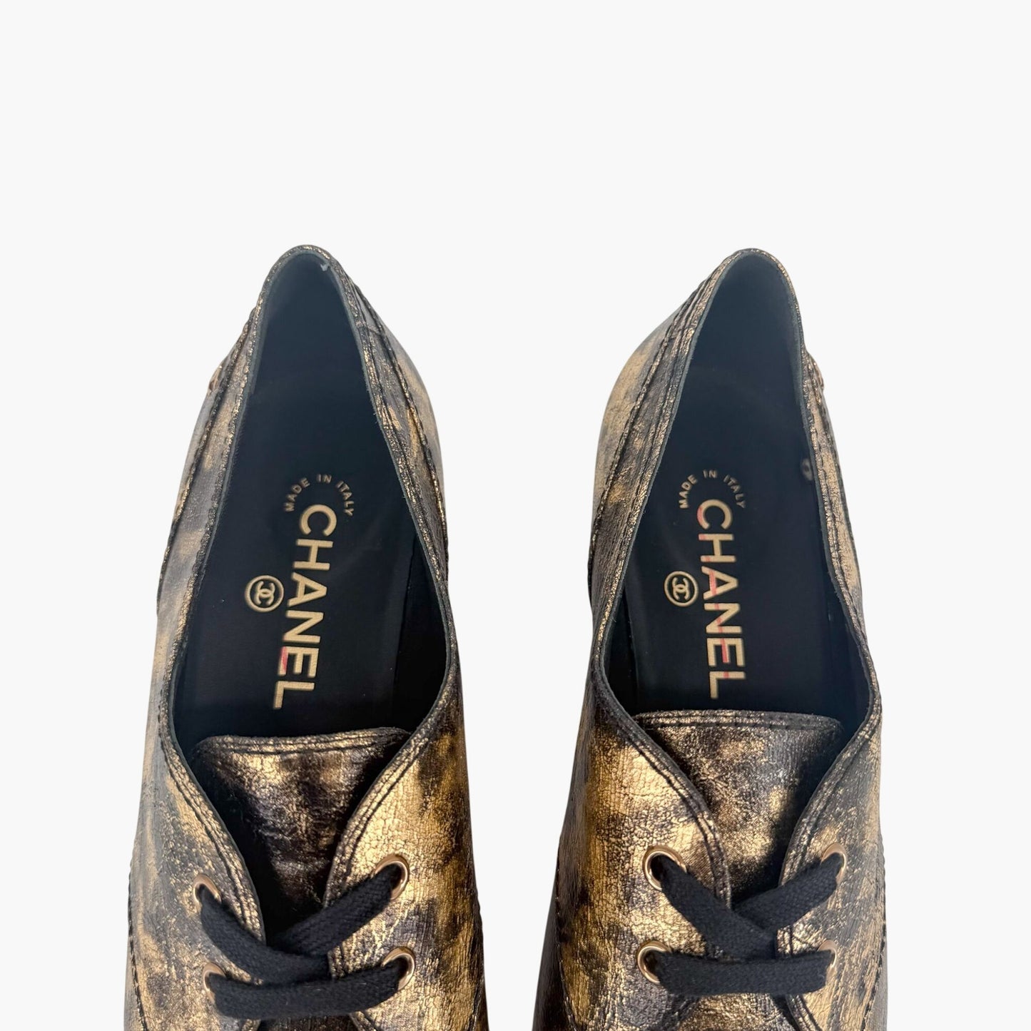 Chanel Pointed CC Oxford Shoes in Metallic Gold Leather Size 42