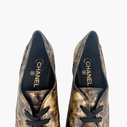 Chanel Pointed CC Oxford Shoes in Metallic Gold Leather Size 42