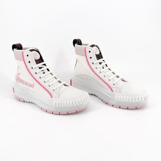 Louis Vuitton Squad Sneaker Boots in White Canvas with Pink Sole – Size 38
