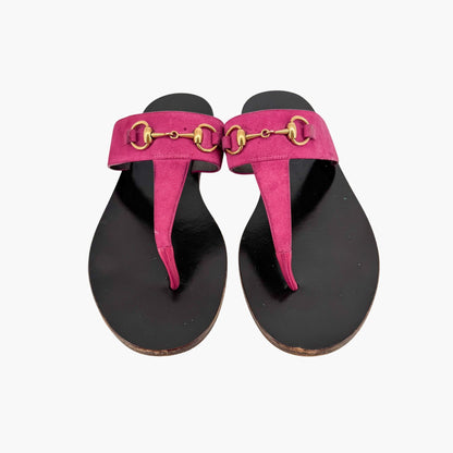 Gucci Horsebit T-Strap Thong Sandals in Fuchsia Pink Suede – Size 38