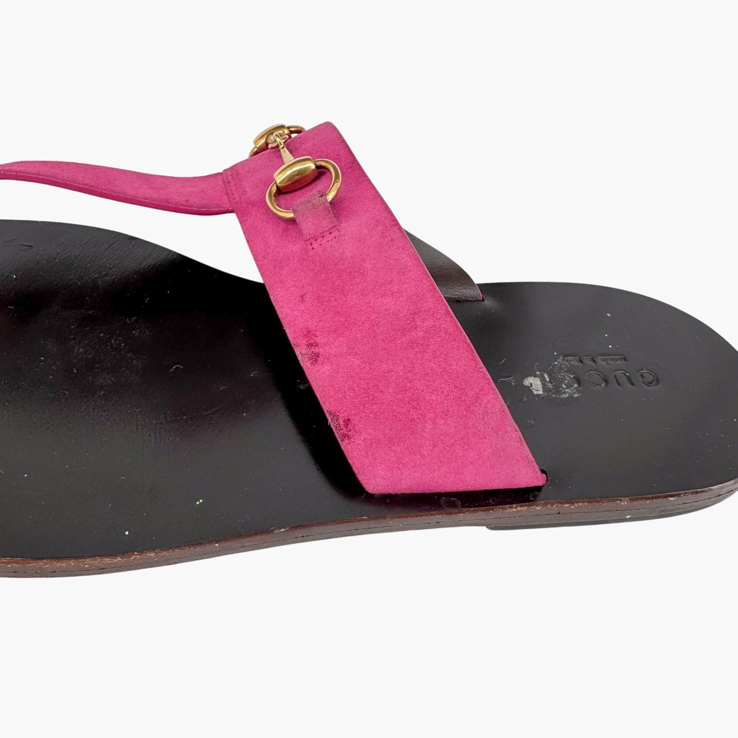 Gucci Horsebit T-Strap Thong Sandals in Fuchsia Pink Suede – Size 38