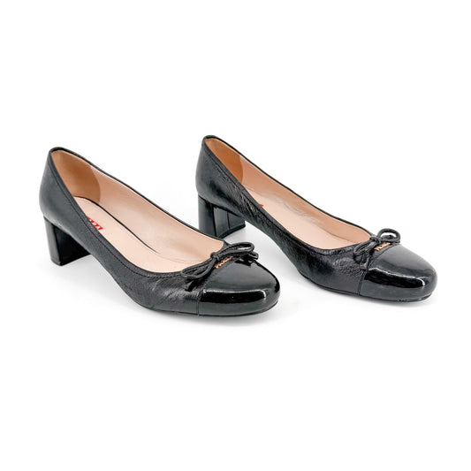 Prada Cap Toe Logo Ballet Pumps in Black Leather Size 38.5