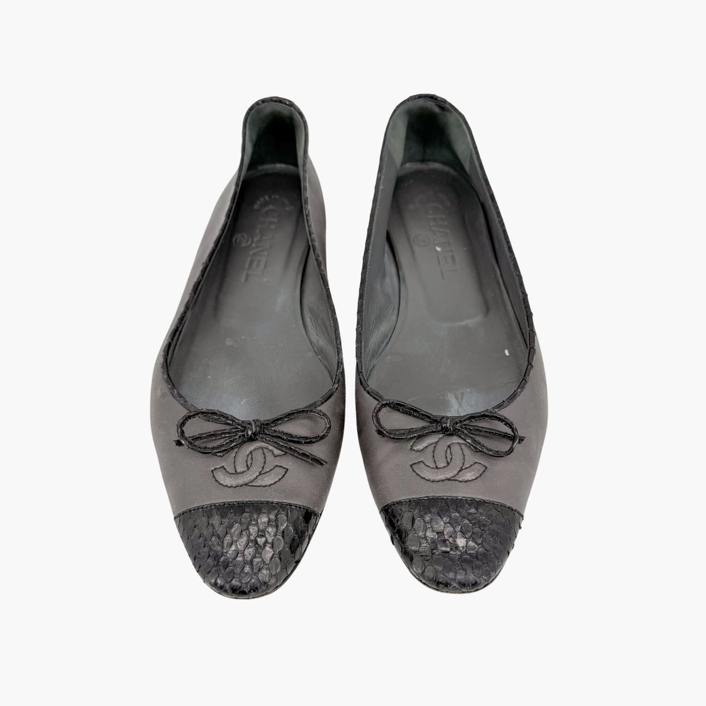 Chanel Vintage CC Cap Toe Ballet Flats Gray Size 37