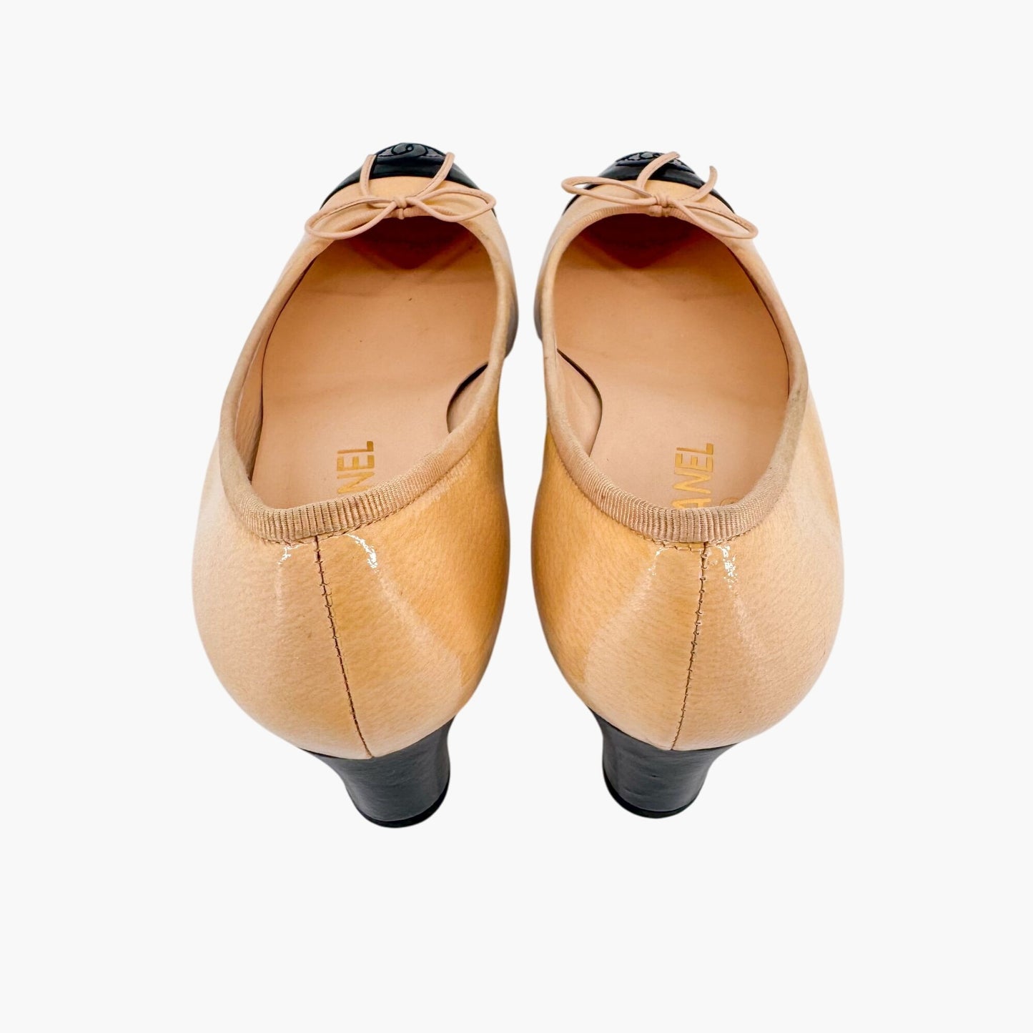 Chanel CC Cap Toe Kitten Pumps in Beige & Black Patent Leather Size 39.5