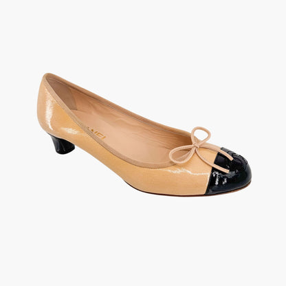 Chanel CC Cap Toe Kitten Pumps in Beige & Black Patent Leather Size 39.5