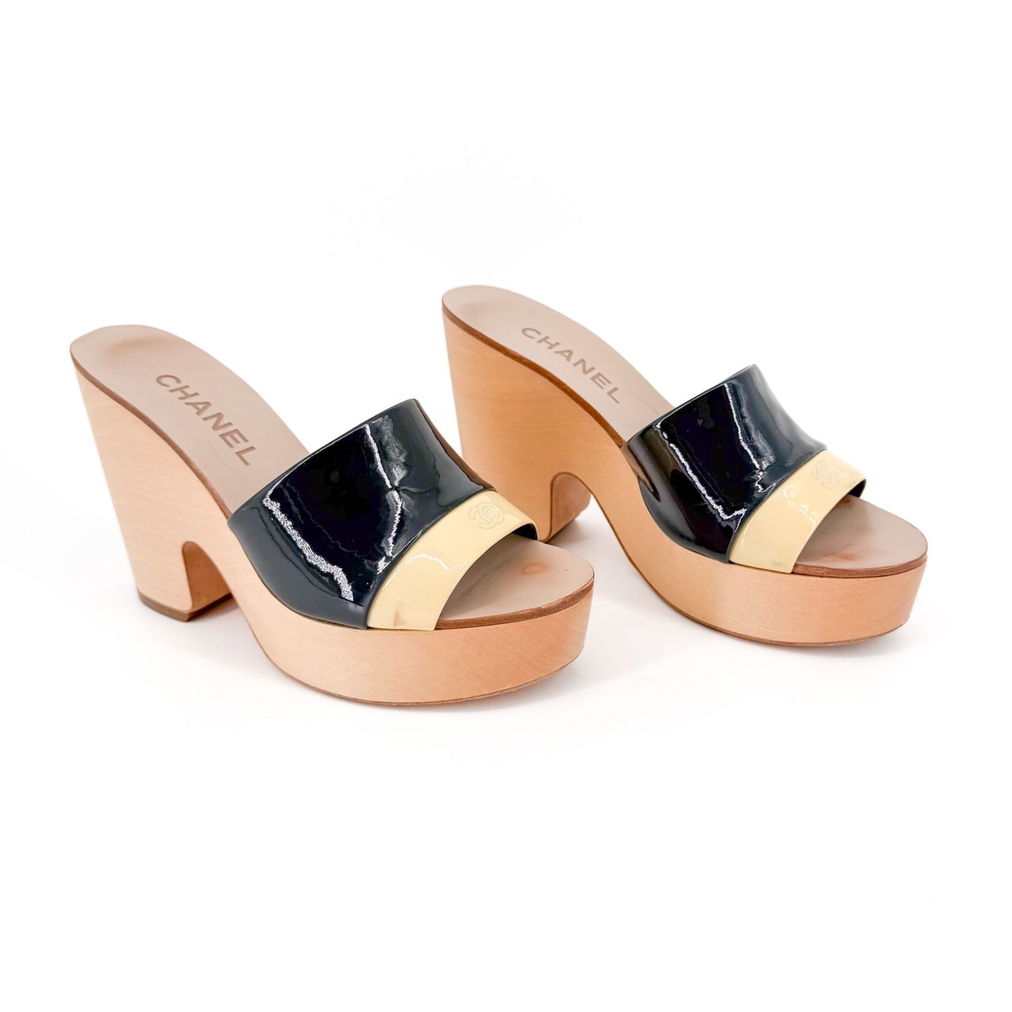 Chanel CC Wooden Wedge Mule Sandals in Black & Beige Patent Leather Size 36.5