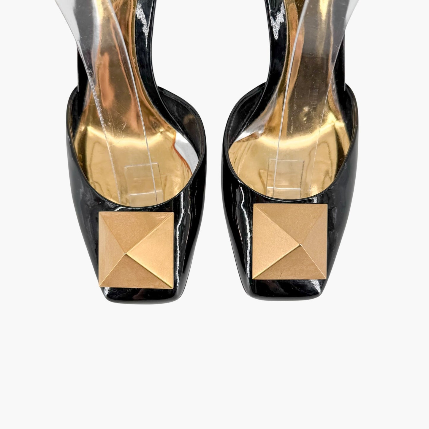 Valentino Garavani One Stud Pumps in Black Patent Leather Size 37