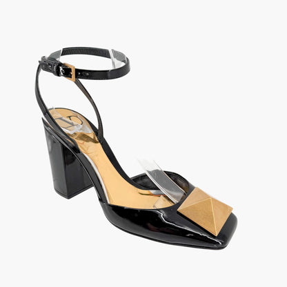 Valentino Garavani One Stud Pumps in Black Patent Leather Size 37