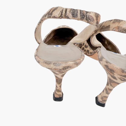 Manolo Blahnik Carolyn 70 Slingback Pumps Beige Leopard Size 38.5