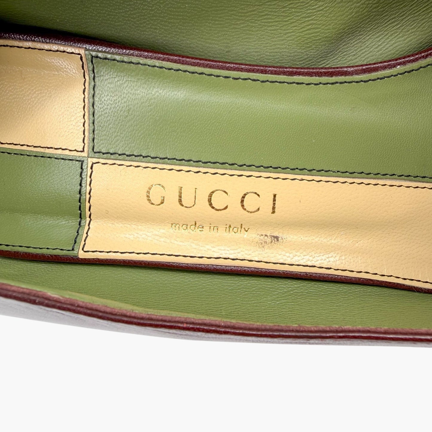 Gucci Usagi Half Moon Pumps Burgundy Leather Size 40