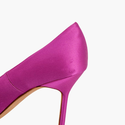 Manolo Blahnik Hangisi Pearl-Embellished Pumps in Pink Satin Size 37.5