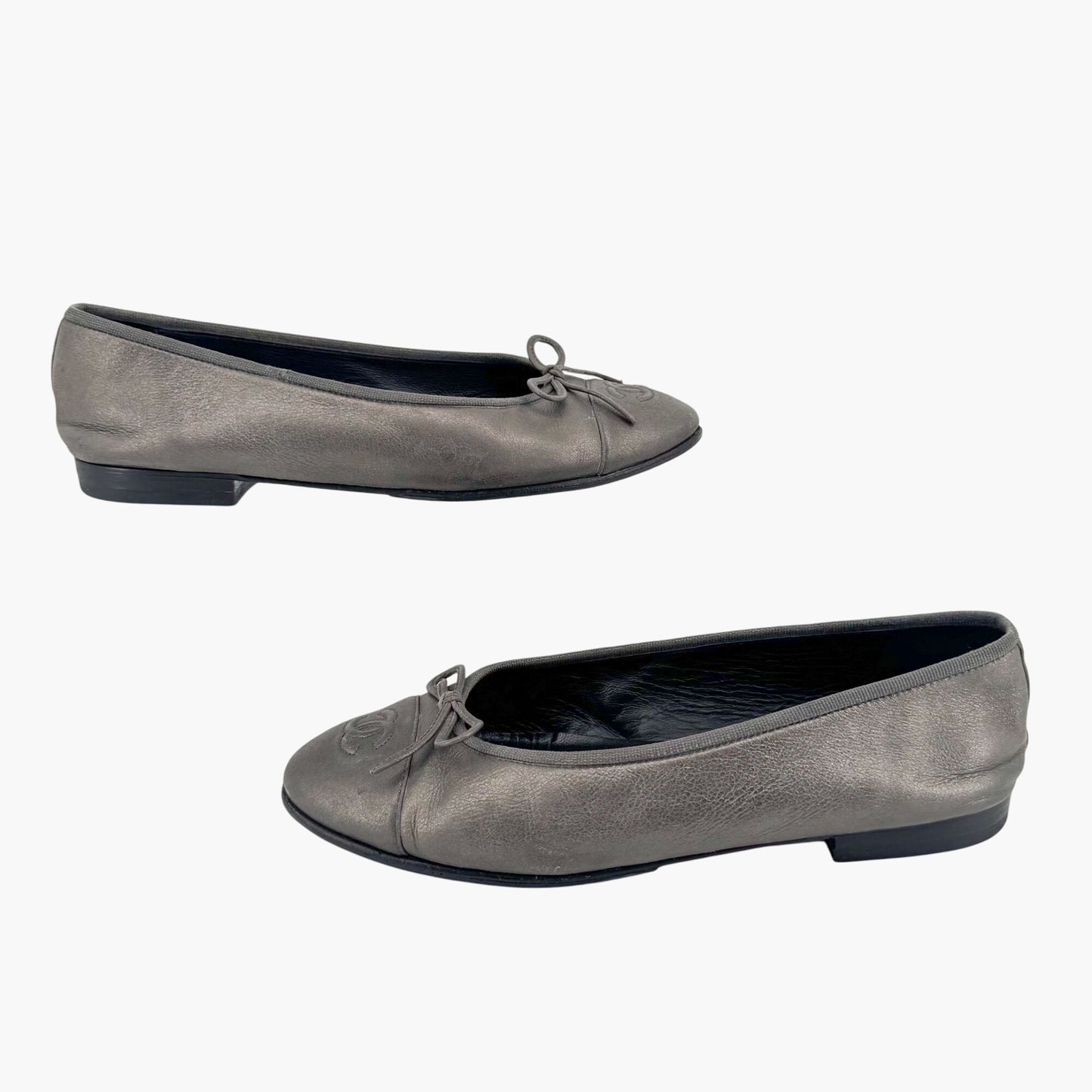 Chanel CC Cap Toe Ballerina Flats in Metallic Grey Leather – Size 38
