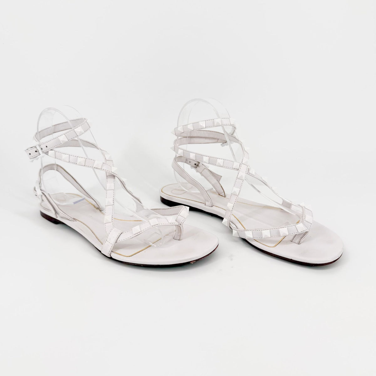 Valentino Garavani Rockstud Ankle Wrap Thong Sandals in White Size 38.5