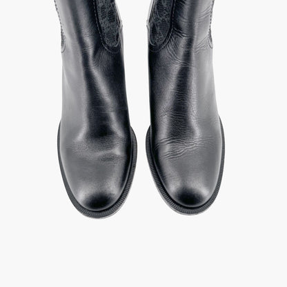 Fendi Script Logo Chelsea Ankle Boots in Black Leather Size 38