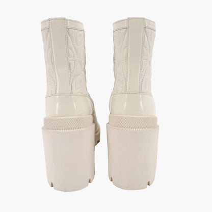 Gucci Trip Zip Front Ankle Boots in White Quilted Rhombus G Leather Size 38