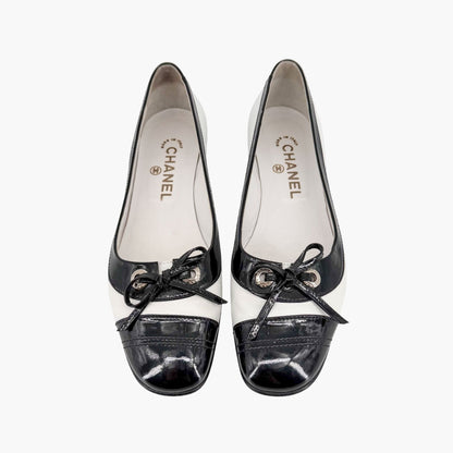 Vintage Chanel Cap Toe Kitten Pumps Black White Size 38