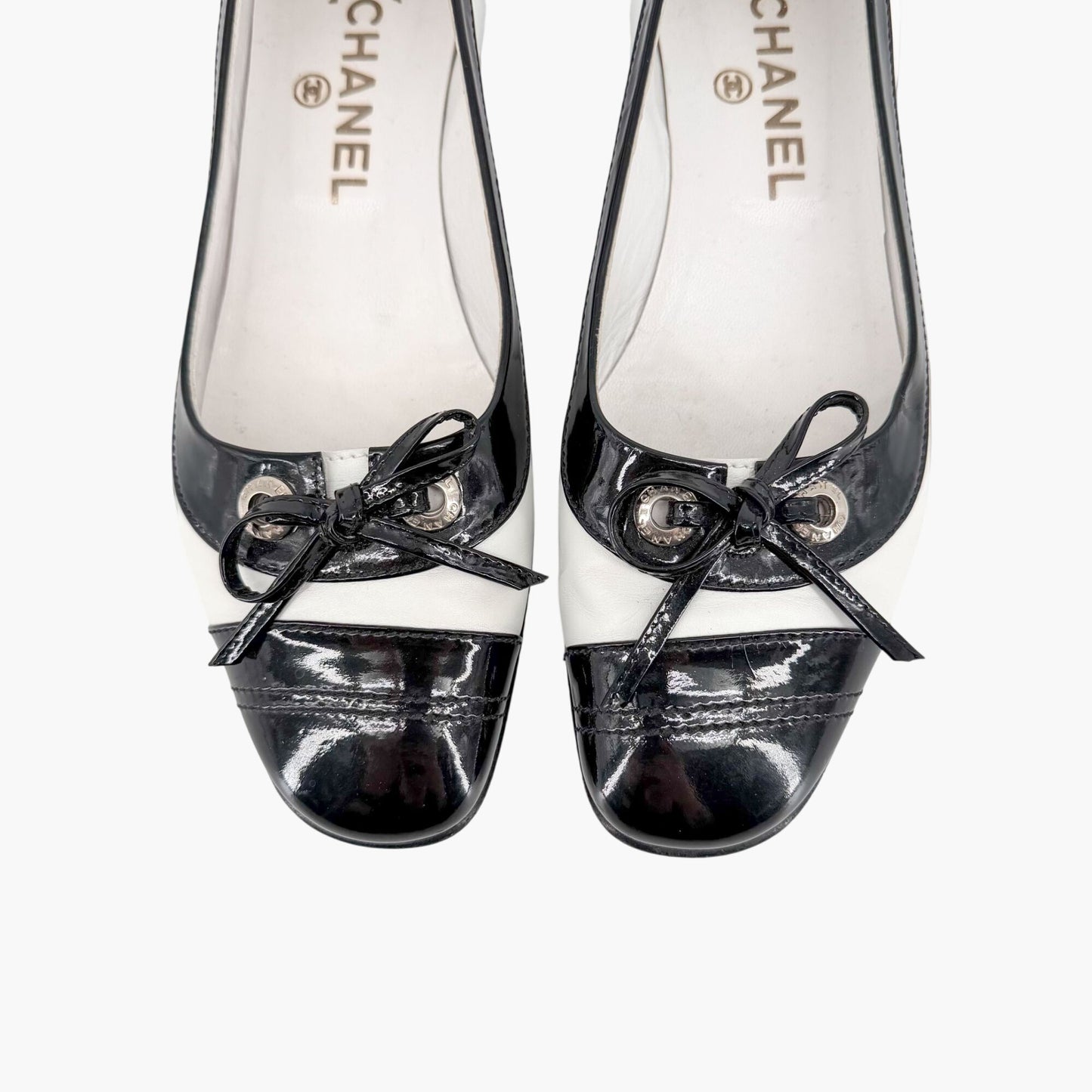 Vintage Chanel Cap Toe Kitten Pumps Black White Size 38