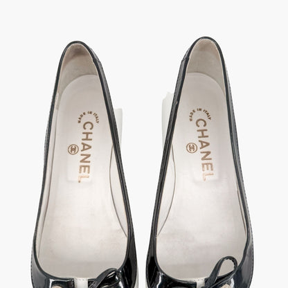 Vintage Chanel Cap Toe Kitten Pumps Black White Size 38