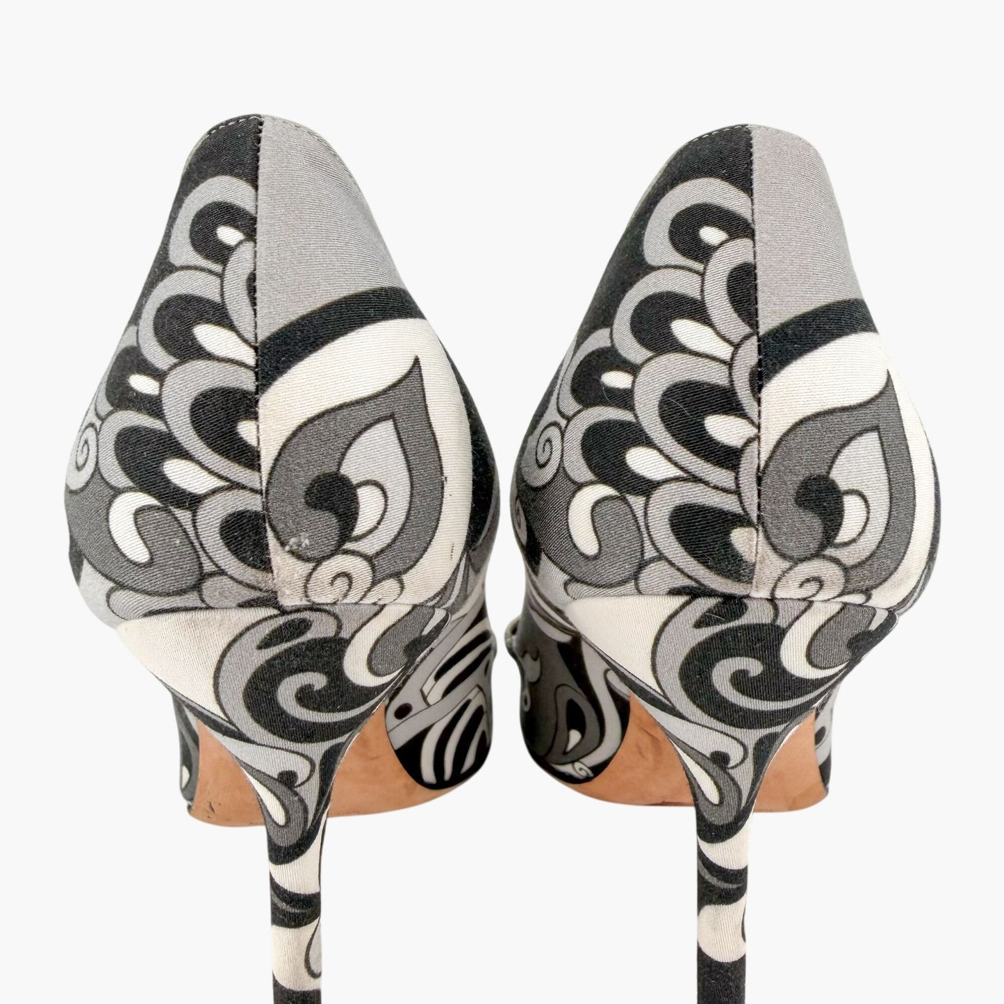 Manolo Blahnik Hangisi 105 Pumps Gray Crystal Size 40