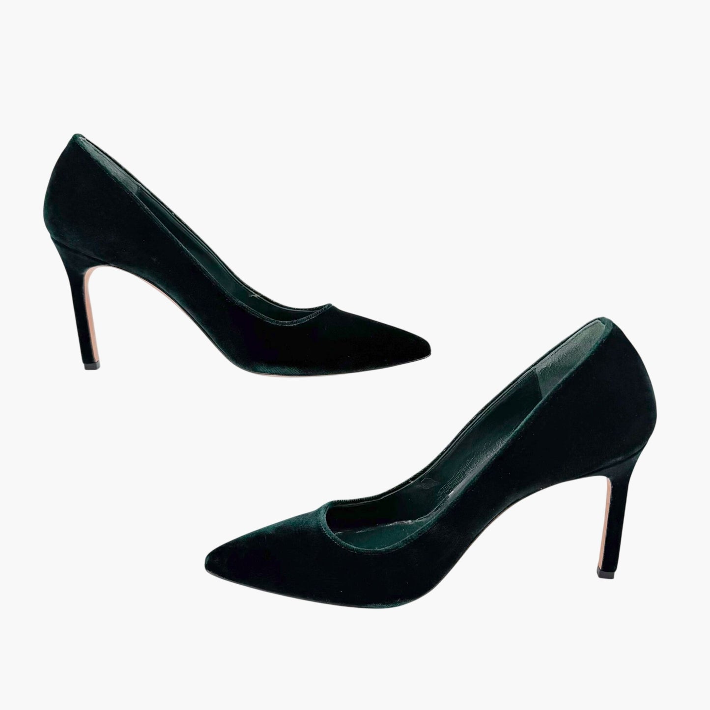 Manolo Blahnik BB Velvet Pumps Green Size 38