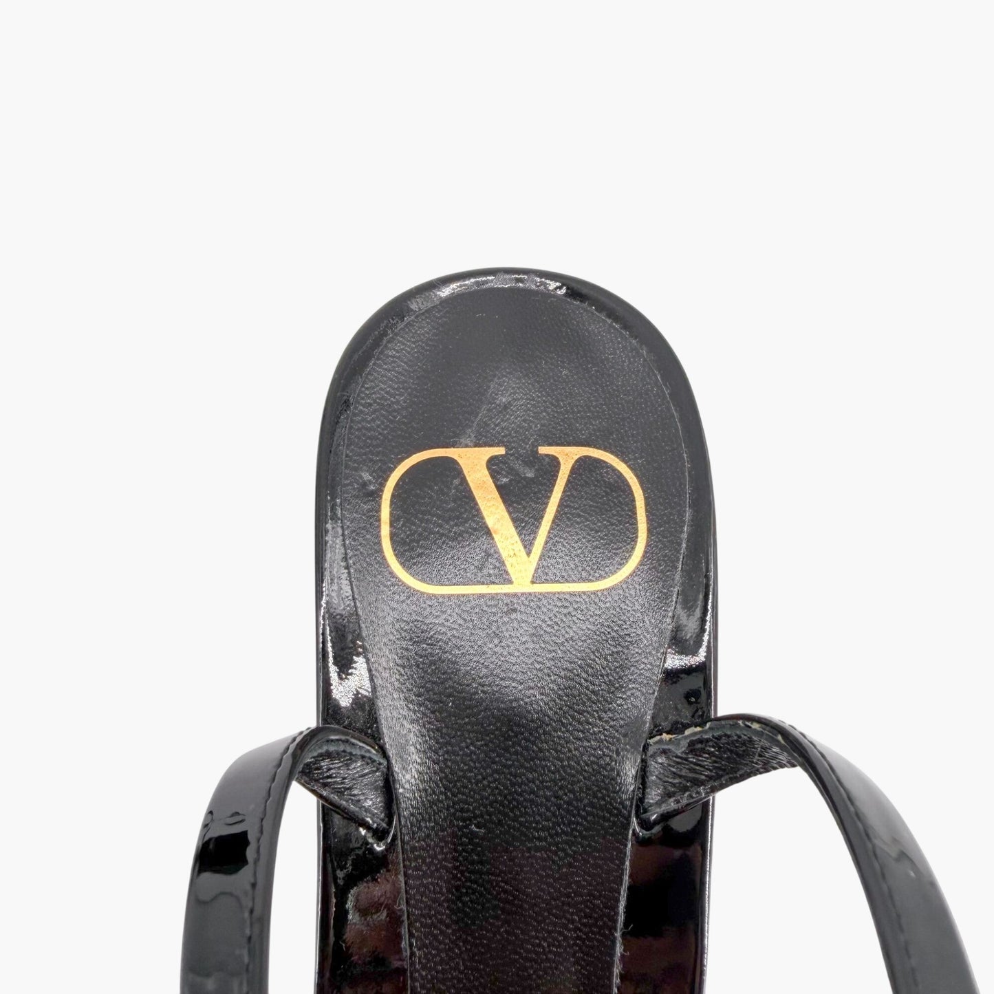 Valentino Garavani One Stud Pumps in Black Patent Leather Size 38