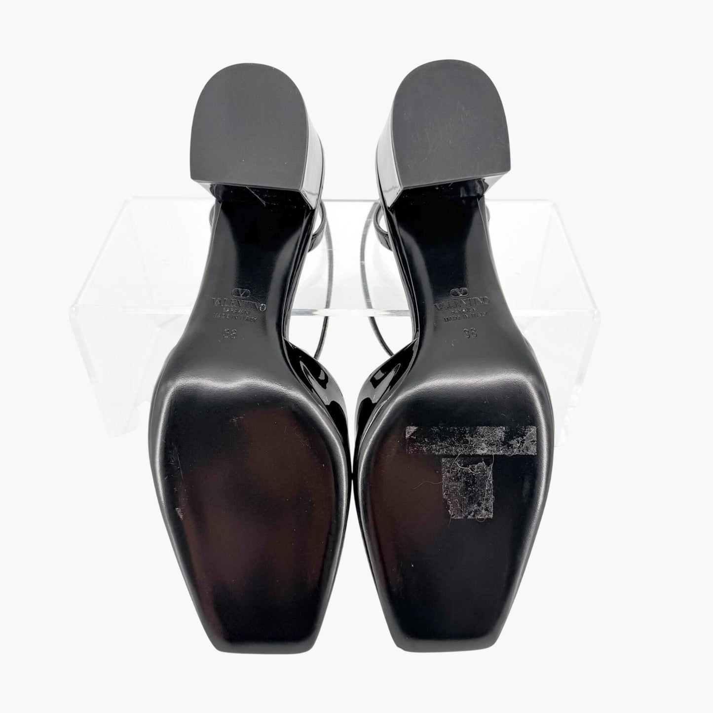 Valentino Garavani One Stud Pumps in Black Patent Leather Size 38