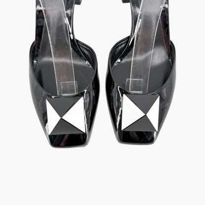 Valentino Garavani One Stud Pumps in Black Patent Leather Size 38