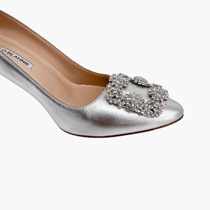 Manolo Blahnik Hangisi 90mm Jewel Buckle Pumps in Silver Leather – Size 39