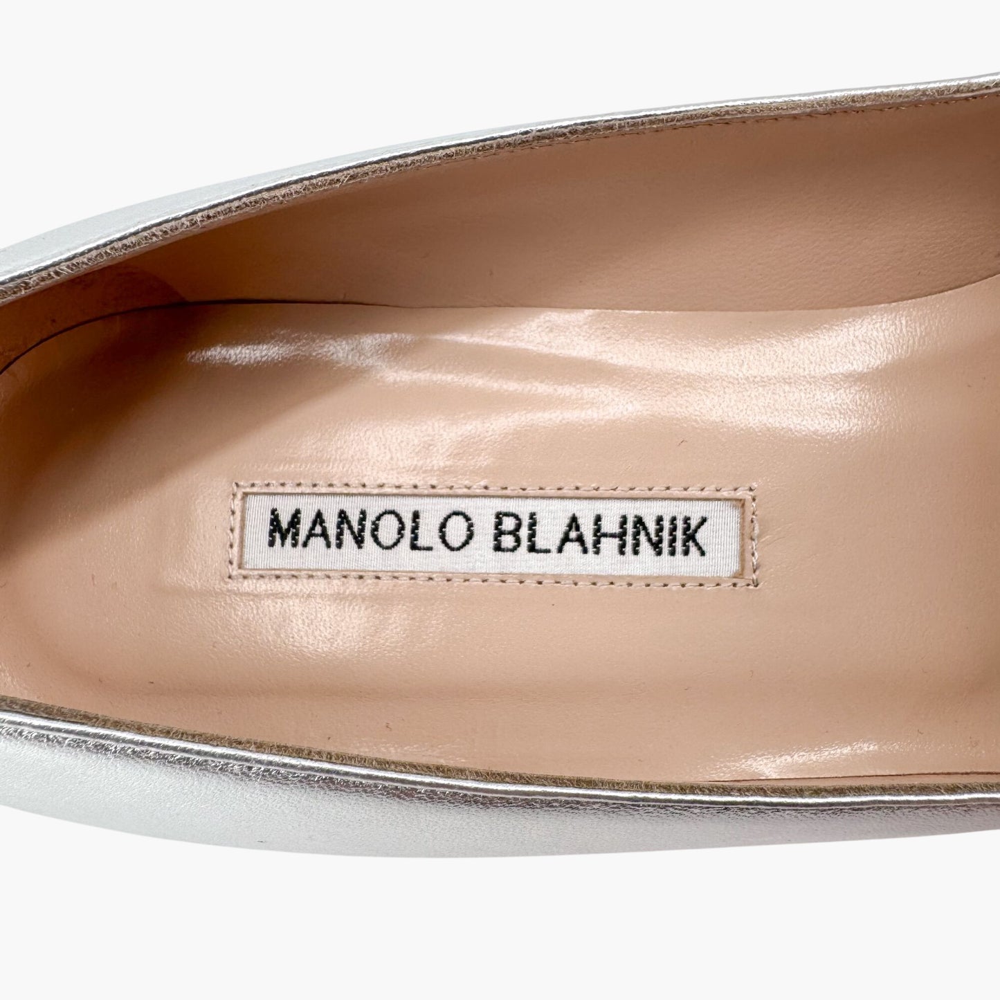 Manolo Blahnik Hangisi 90mm Jewel Buckle Pumps in Silver Leather – Size 39
