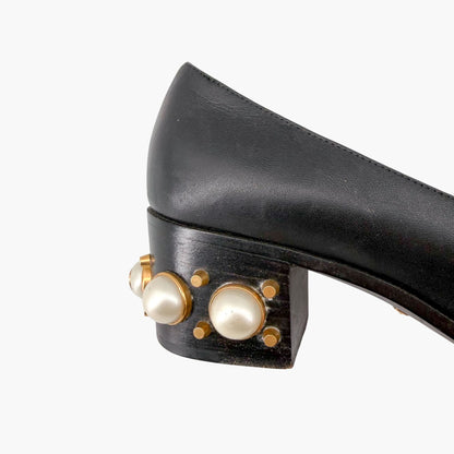 Gucci Lion Head Pearl Fringe Loafer Pumps Black Size 37