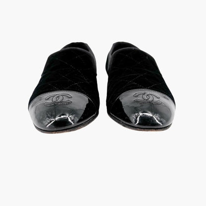 Chanel CC Cap Toe Quilted Loafers in Black Velvet Size 37.5