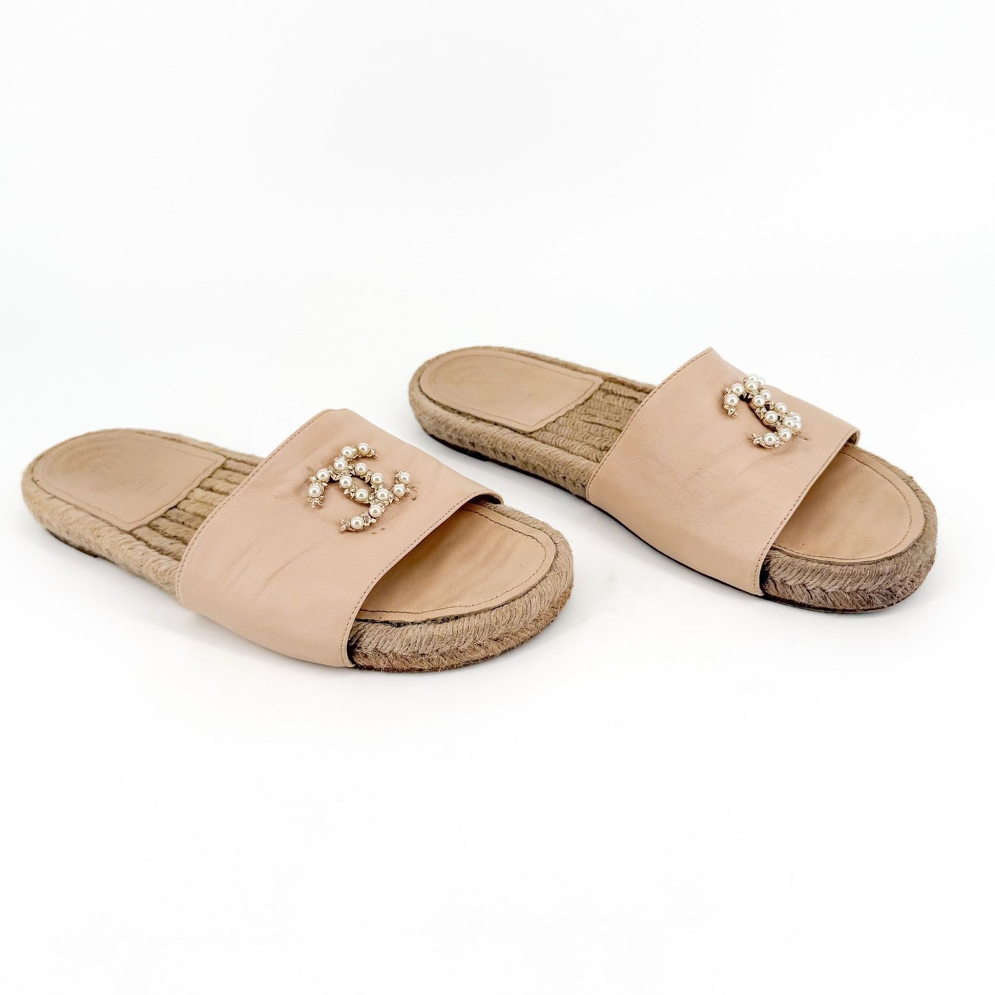 Chanel Pearl CC Espadrille Slide Sandals in Beige Leather Size 39